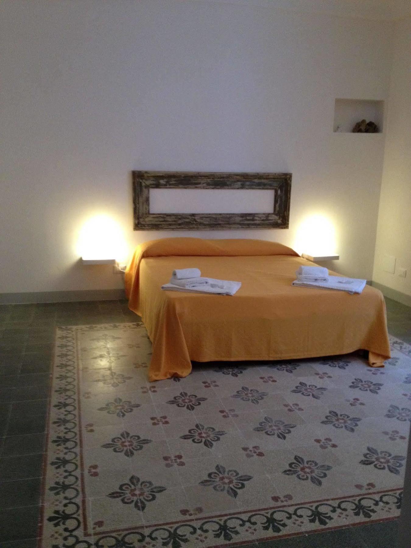 Apartamento Le Vie Di Trapani Exterior foto
